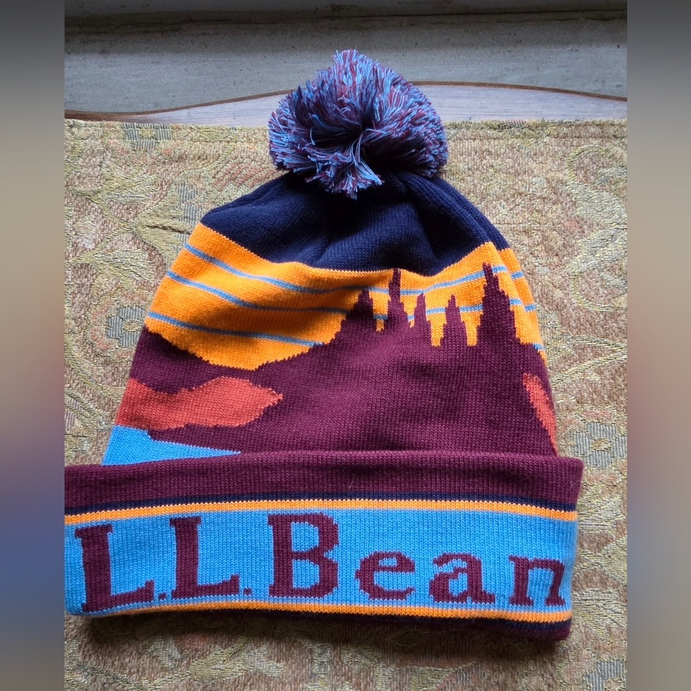 L.L. Bean Colorful Knit Pom Beanie Khatadin Pom UNISEX